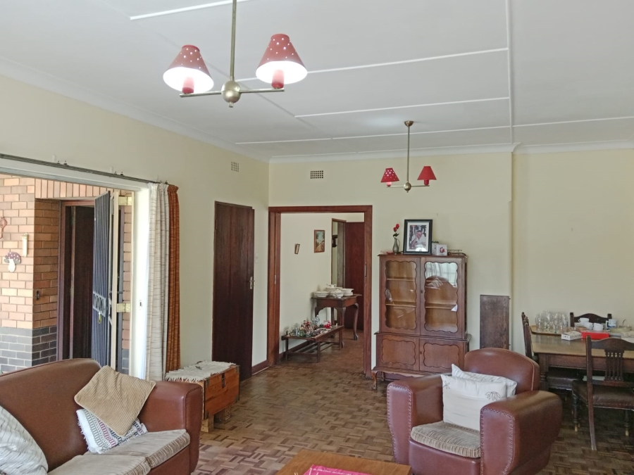 To Let 3 Bedroom Property for Rent in Malvern East Gauteng