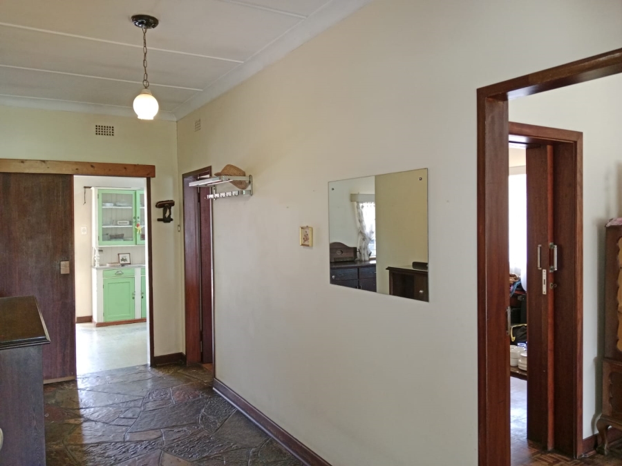 To Let 3 Bedroom Property for Rent in Malvern East Gauteng