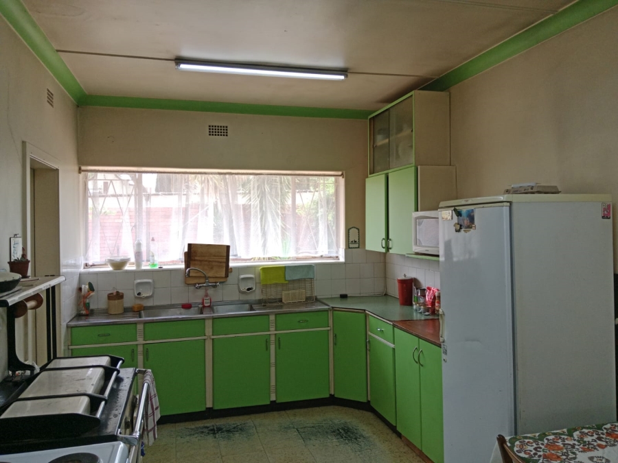 To Let 3 Bedroom Property for Rent in Malvern East Gauteng