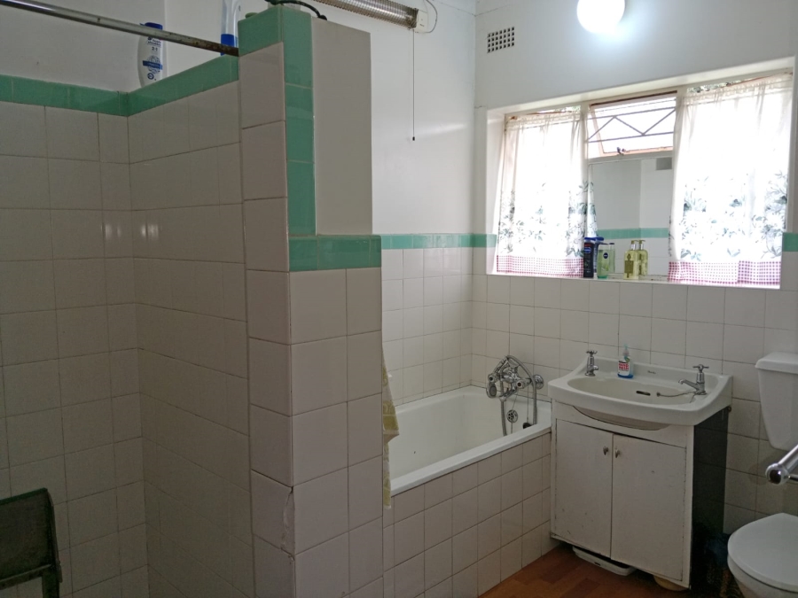 To Let 3 Bedroom Property for Rent in Malvern East Gauteng