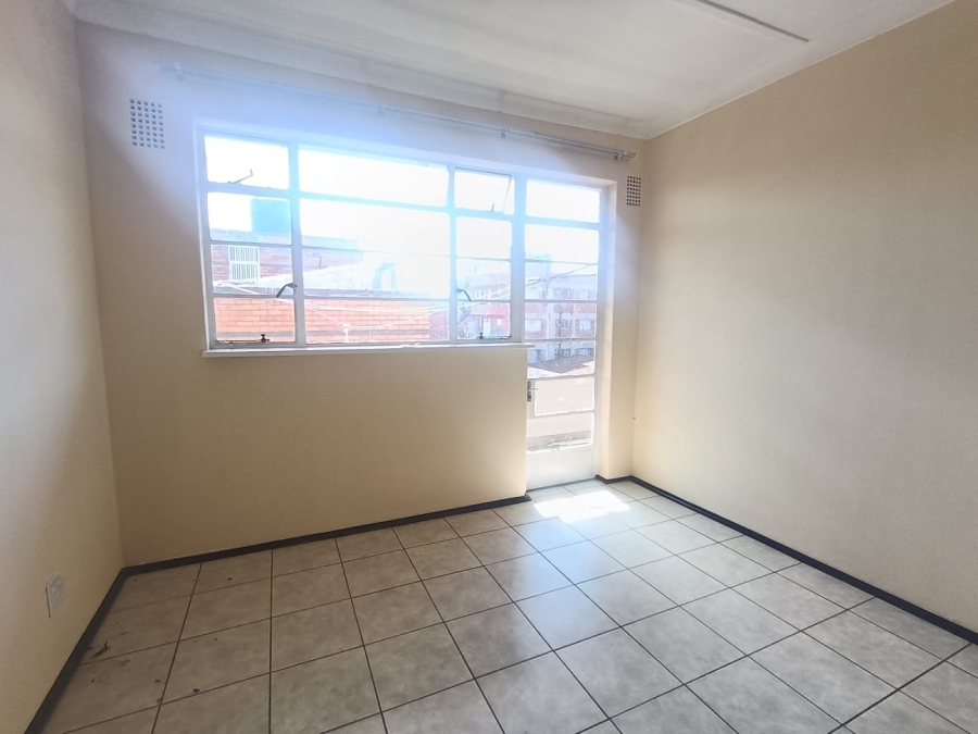 To Let 1 Bedroom Property for Rent in Bellevue East Gauteng