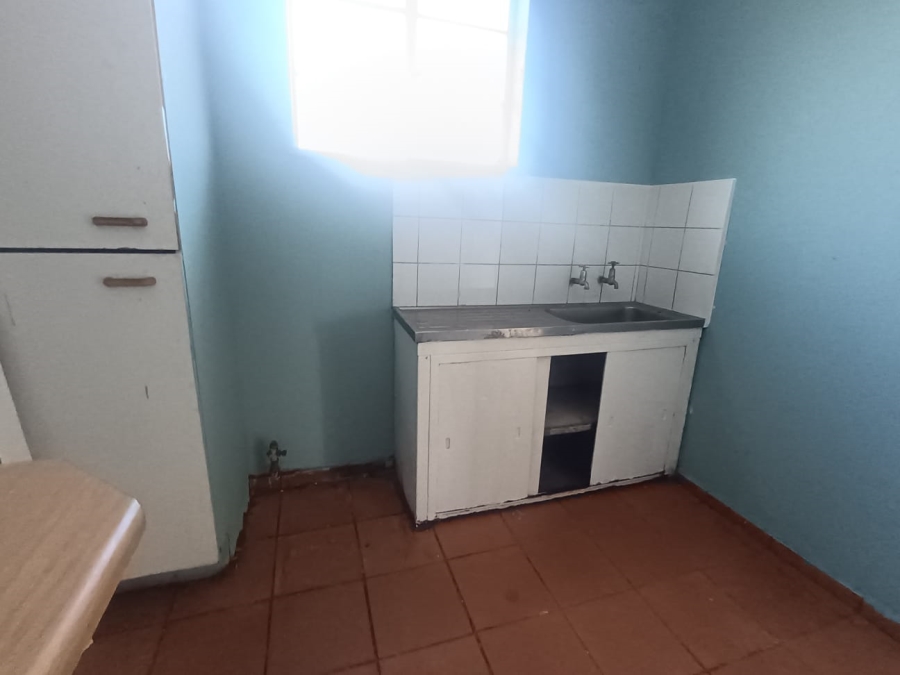 To Let 1 Bedroom Property for Rent in Bellevue East Gauteng