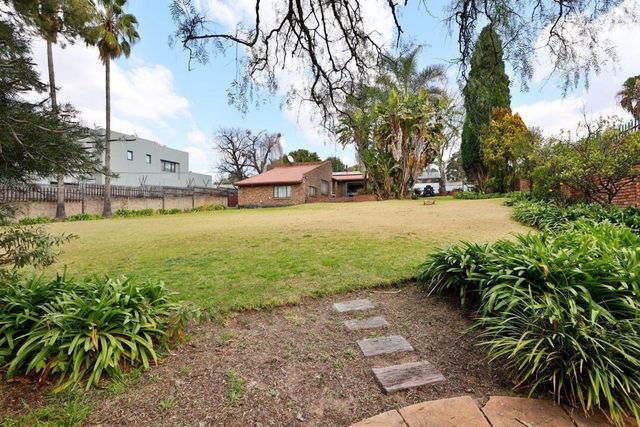 3 Bedroom Property for Sale in Bryanston Gauteng