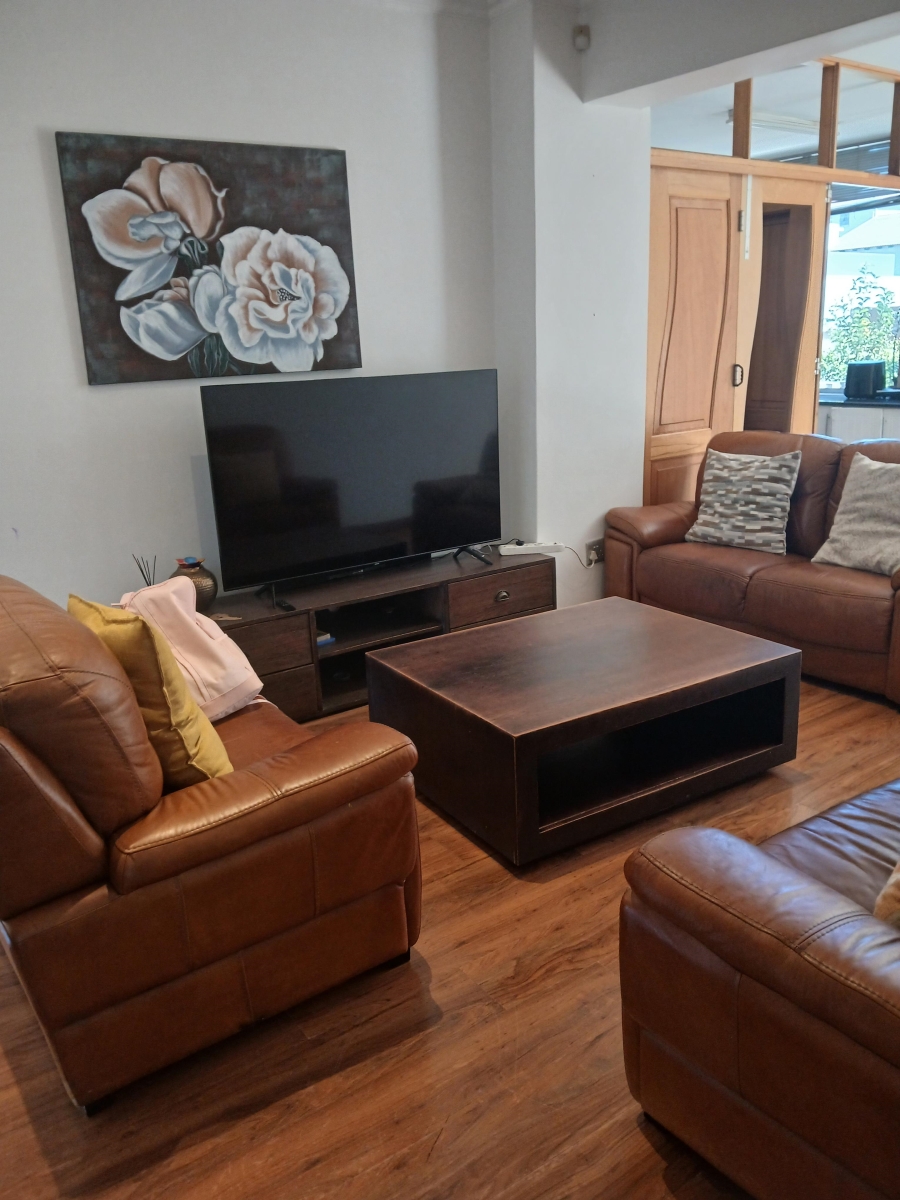 To Let 3 Bedroom Property for Rent in Northcliff Gauteng