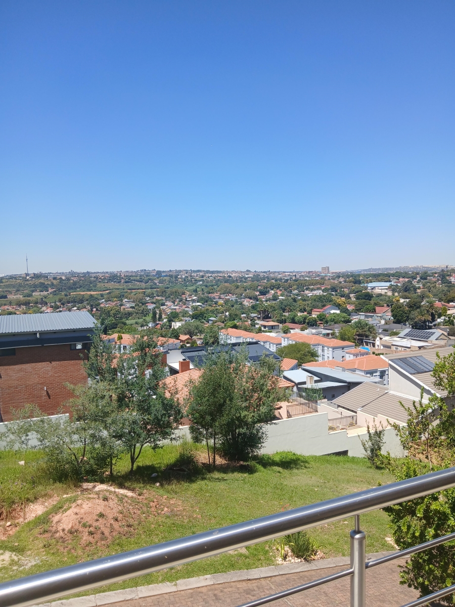 To Let 3 Bedroom Property for Rent in Northcliff Gauteng