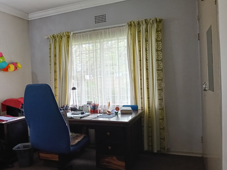 4 Bedroom Property for Sale in Greenhills Gauteng
