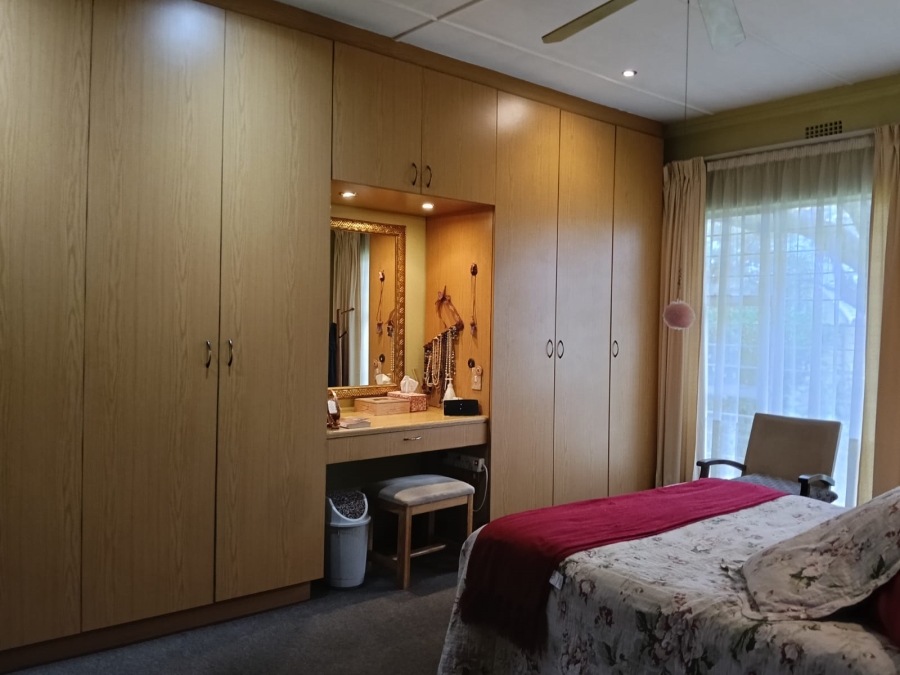 4 Bedroom Property for Sale in Greenhills Gauteng