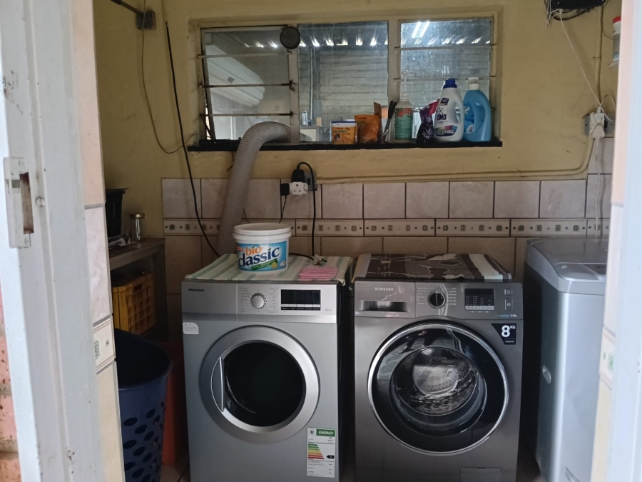 4 Bedroom Property for Sale in Greenhills Gauteng