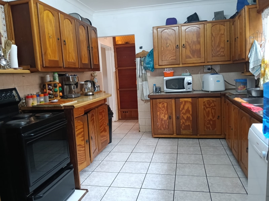3 Bedroom Property for Sale in Greenhills Gauteng