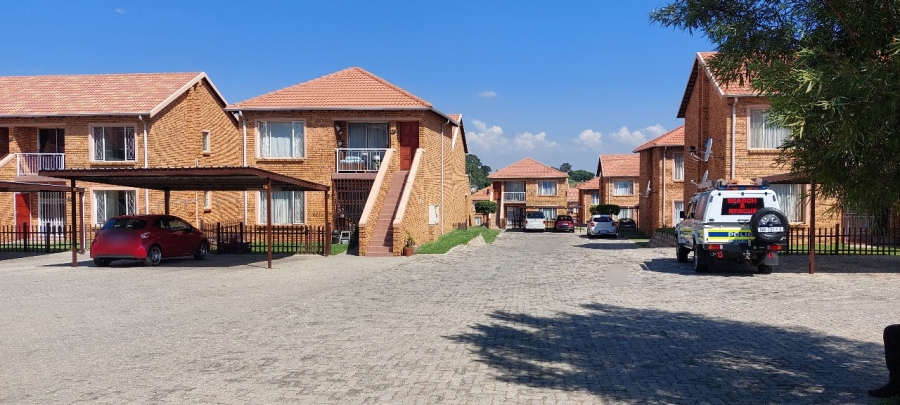 2 Bedroom Property for Sale in Rosettenville Gauteng