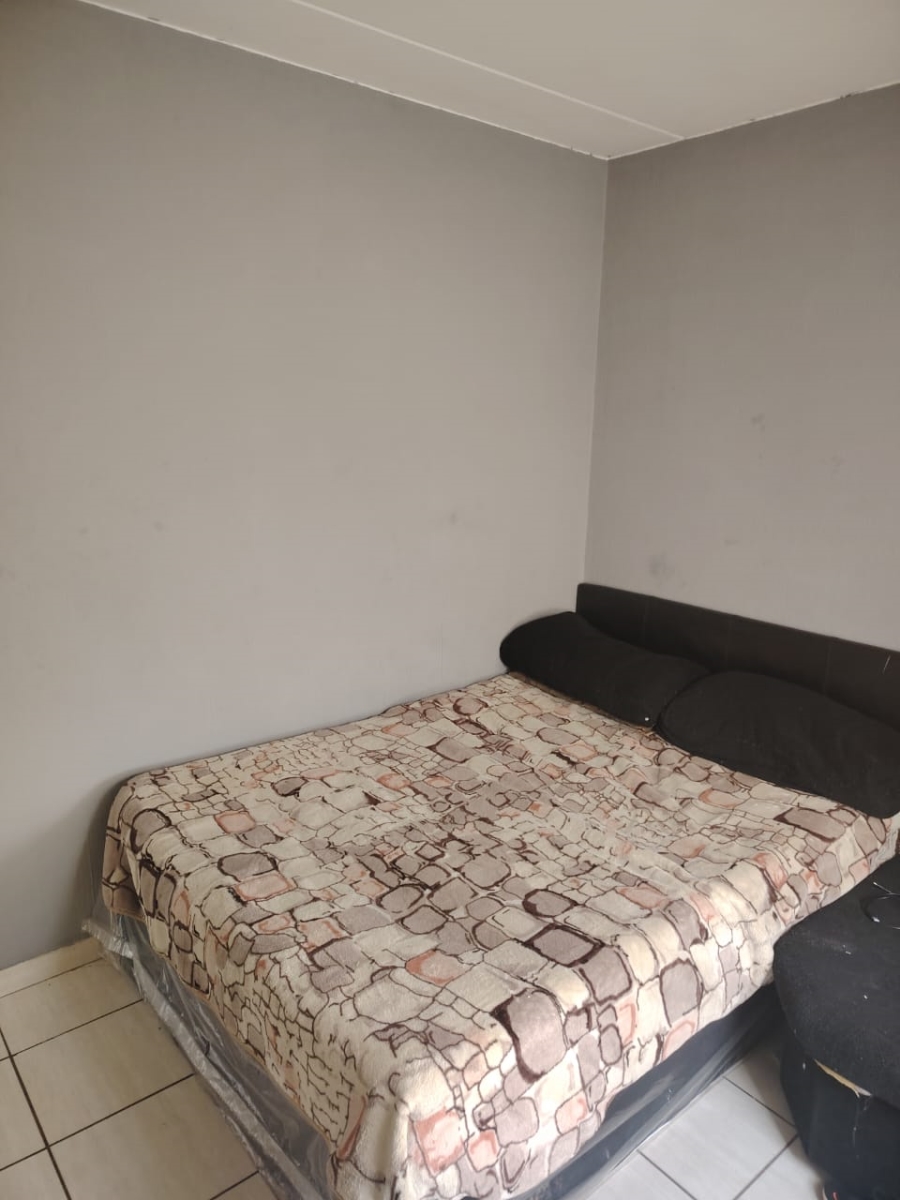 2 Bedroom Property for Sale in Rosettenville Gauteng