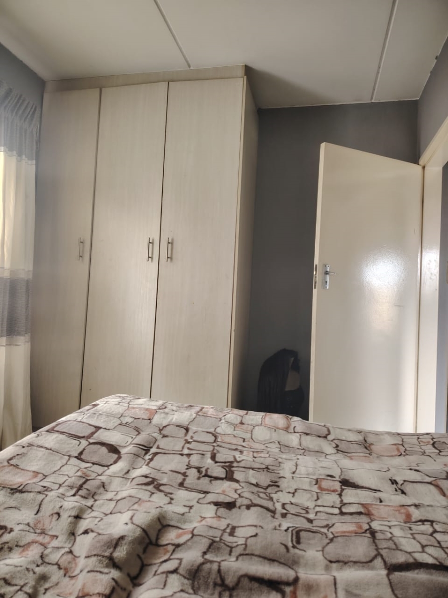 2 Bedroom Property for Sale in Rosettenville Gauteng