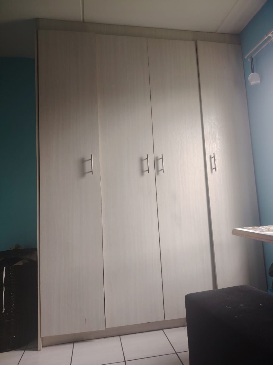 2 Bedroom Property for Sale in Rosettenville Gauteng