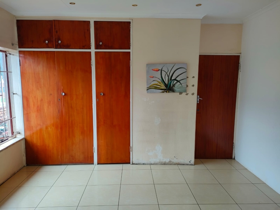 4 Bedroom Property for Sale in Lenasia South Gauteng