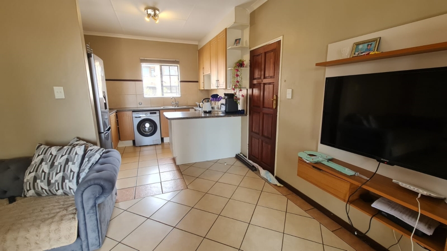 2 Bedroom Property for Sale in Equestria Gauteng