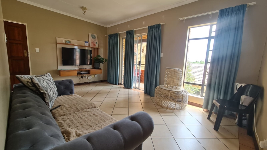 2 Bedroom Property for Sale in Equestria Gauteng