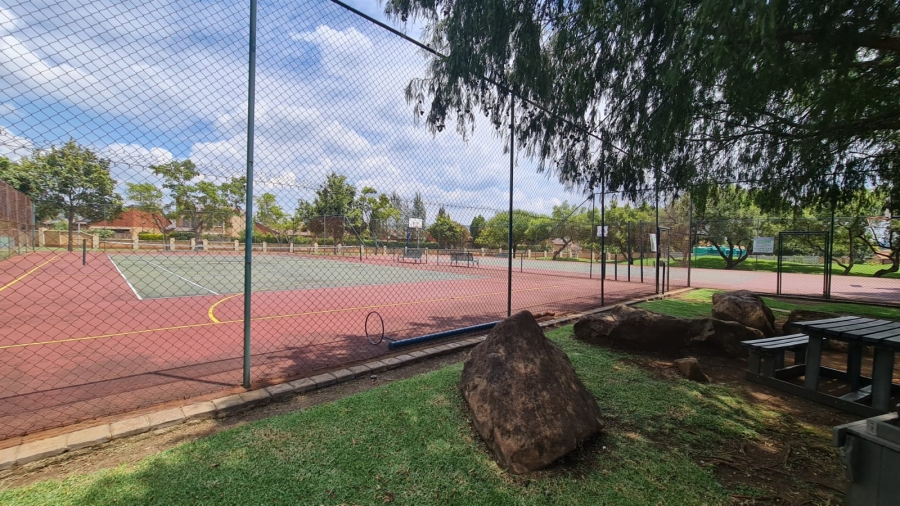 2 Bedroom Property for Sale in Equestria Gauteng