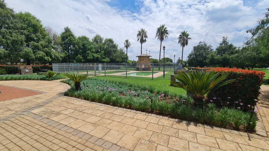 2 Bedroom Property for Sale in Equestria Gauteng