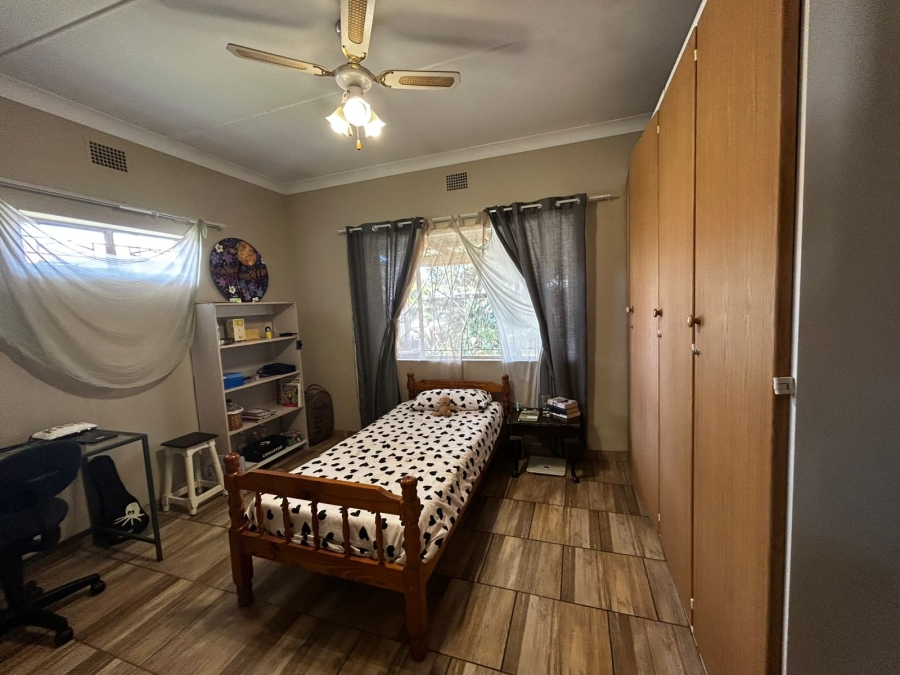 To Let 3 Bedroom Property for Rent in Gezina Gauteng