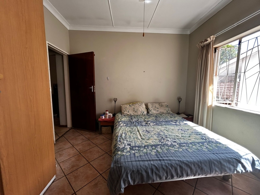 To Let 3 Bedroom Property for Rent in Gezina Gauteng