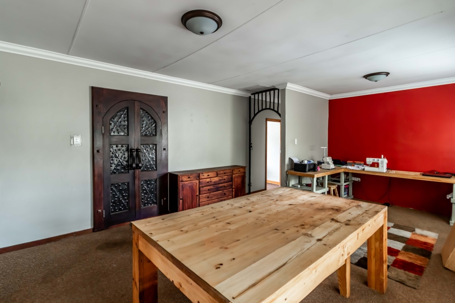 4 Bedroom Property for Sale in Villieria Gauteng