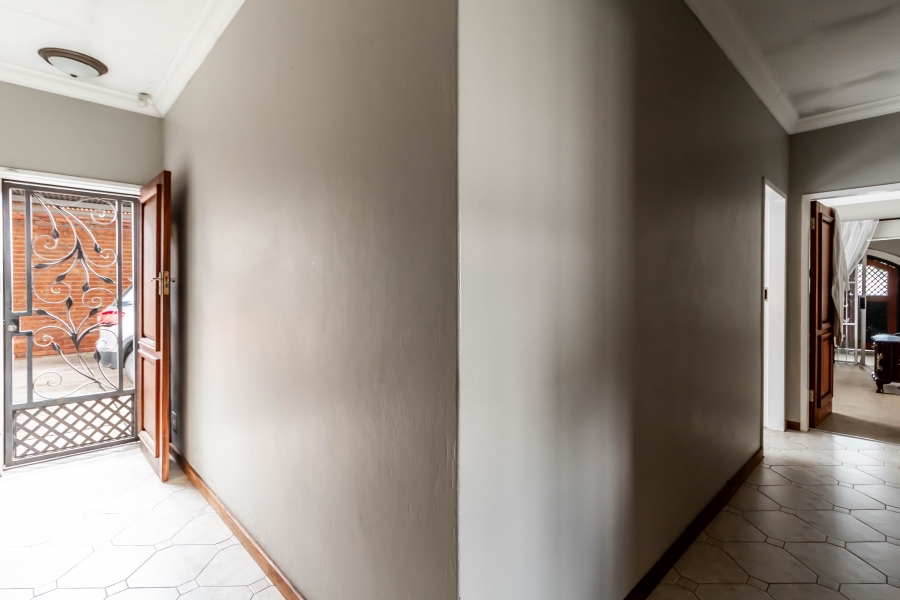 4 Bedroom Property for Sale in Villieria Gauteng