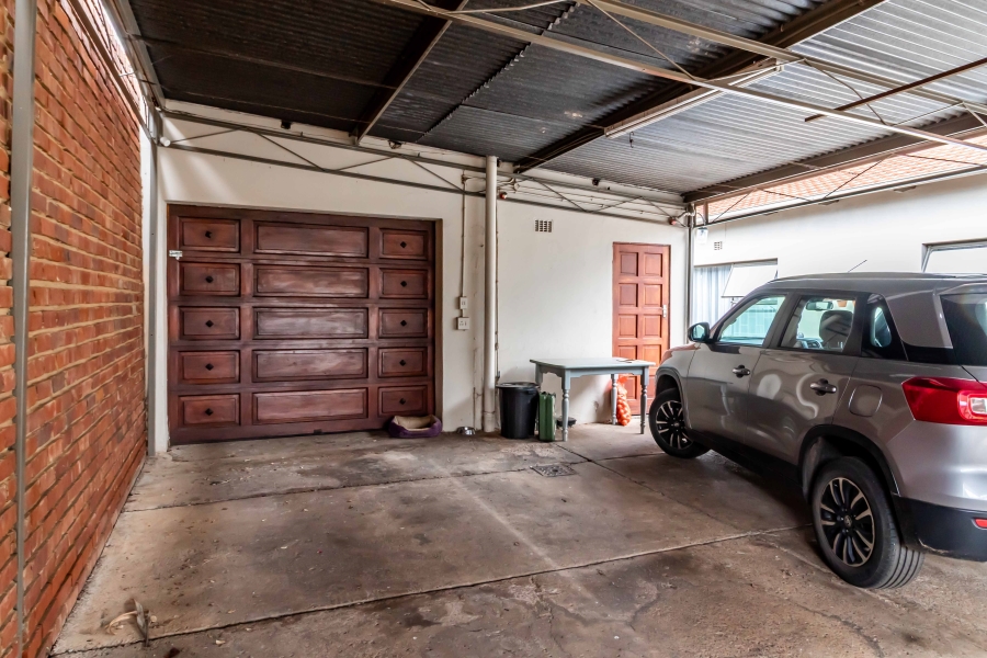 4 Bedroom Property for Sale in Villieria Gauteng