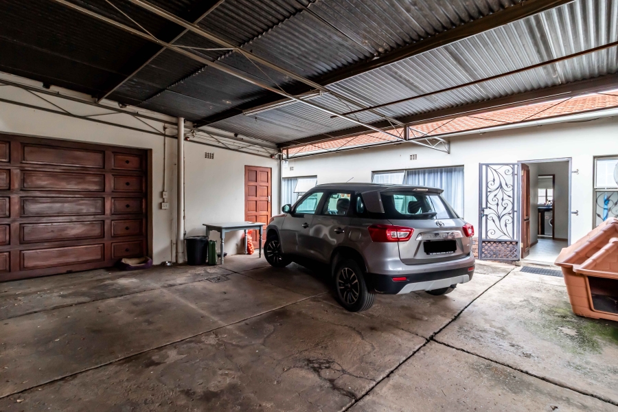 4 Bedroom Property for Sale in Villieria Gauteng