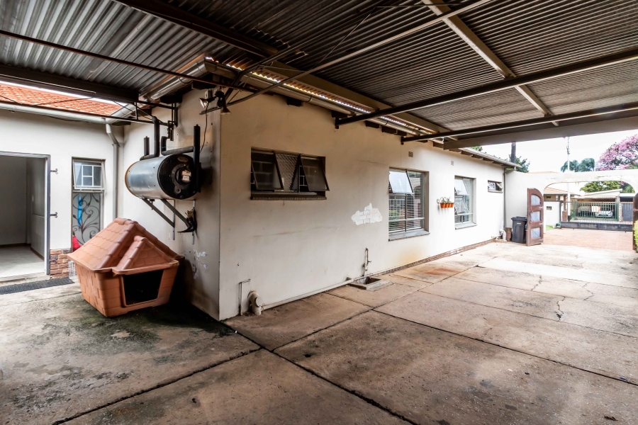 4 Bedroom Property for Sale in Villieria Gauteng