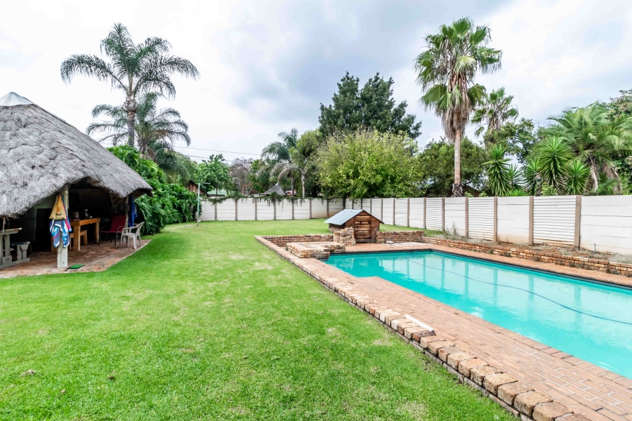 4 Bedroom Property for Sale in Villieria Gauteng