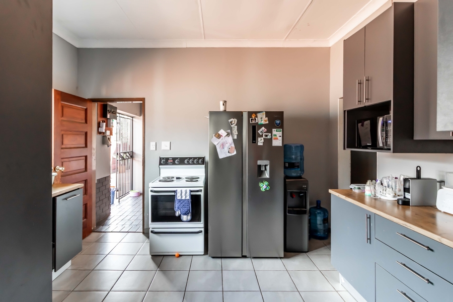 3 Bedroom Property for Sale in Villieria Gauteng