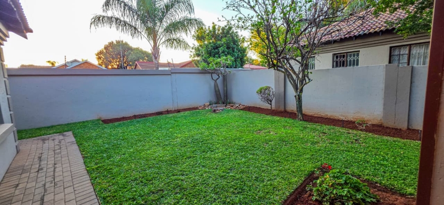 2 Bedroom Property for Sale in Montana Gauteng