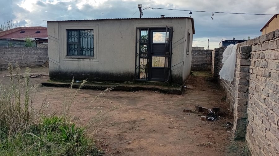 2 Bedroom Property for Sale in Bophelong Gauteng
