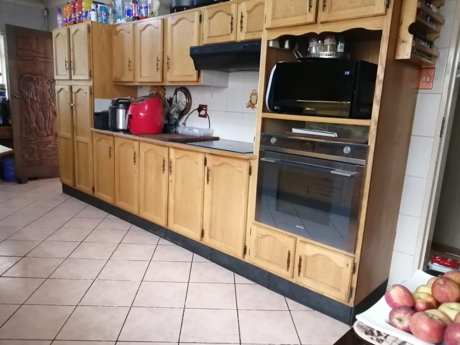 3 Bedroom Property for Sale in Sonland Park Gauteng