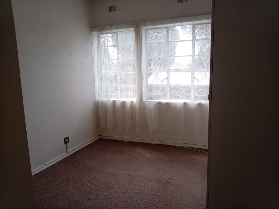 2 Bedroom Property for Sale in Peacehaven Gauteng