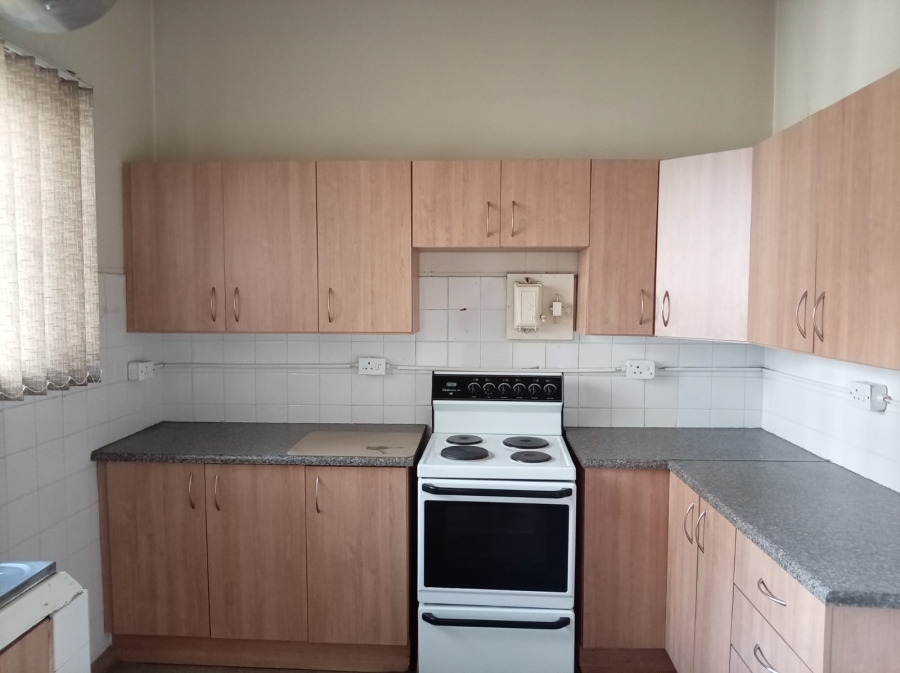 2 Bedroom Property for Sale in Peacehaven Gauteng