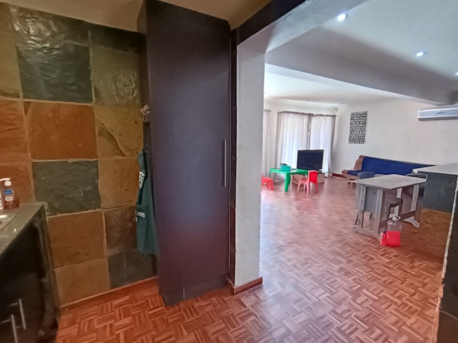 3 Bedroom Property for Sale in Brackendowns Gauteng
