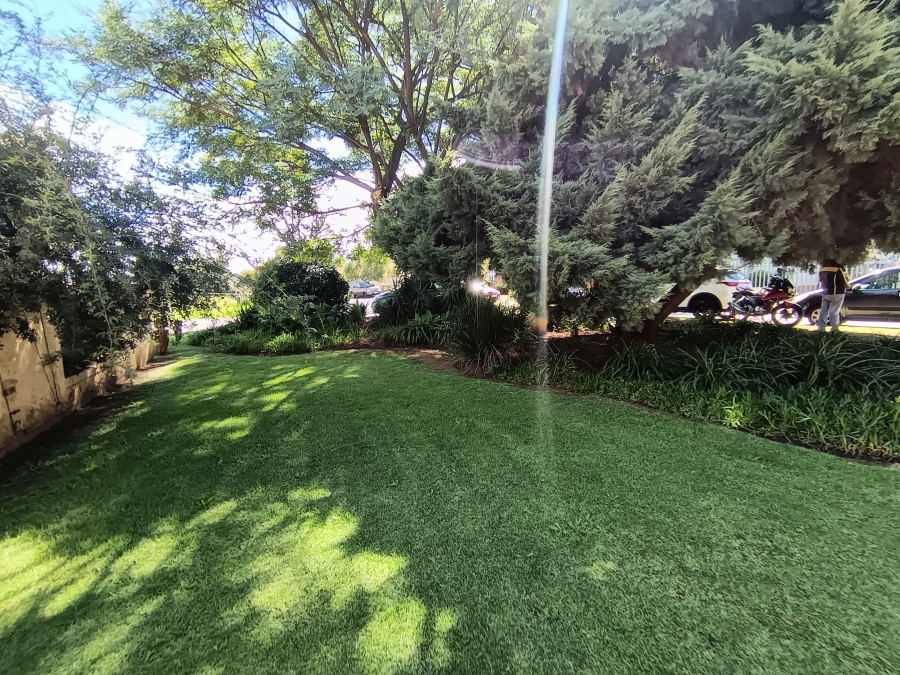 3 Bedroom Property for Sale in Brackendowns Gauteng