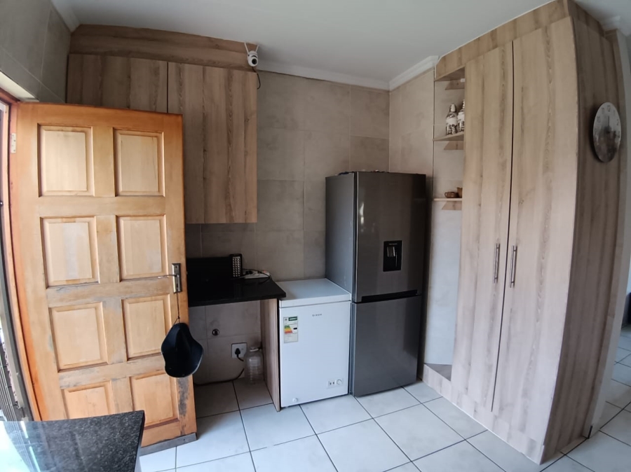 3 Bedroom Property for Sale in Sunair Park Gauteng
