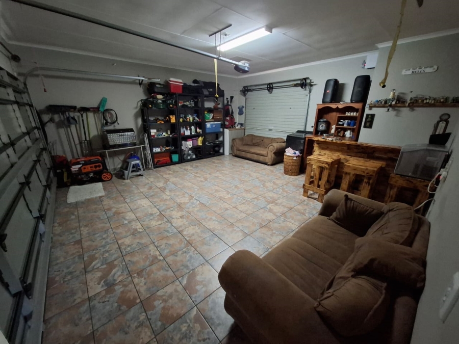 3 Bedroom Property for Sale in Sunair Park Gauteng