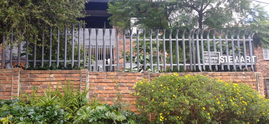 1 Bedroom Property for Sale in Windsor West Gauteng