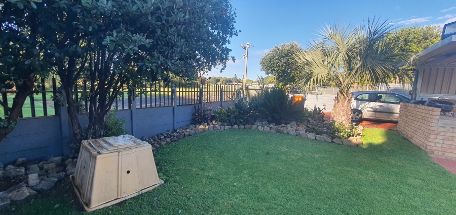 3 Bedroom Property for Sale in Rensburg Gauteng