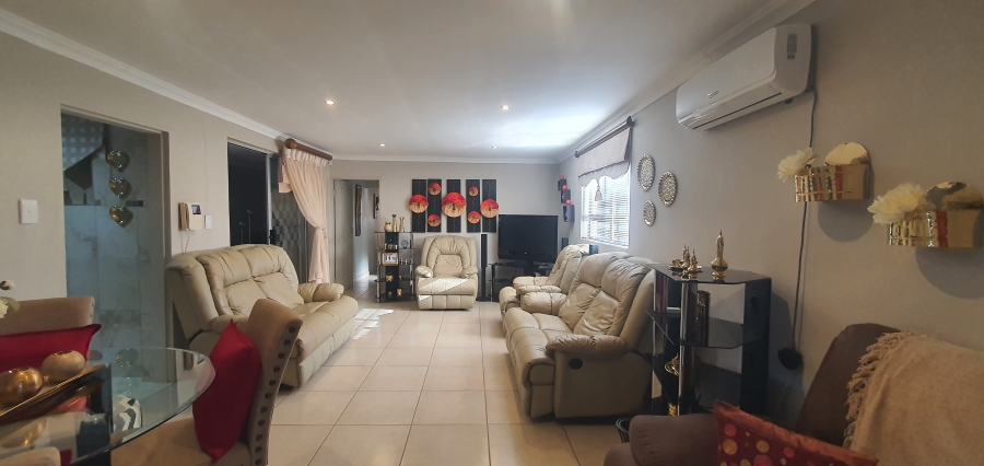 3 Bedroom Property for Sale in Rensburg Gauteng