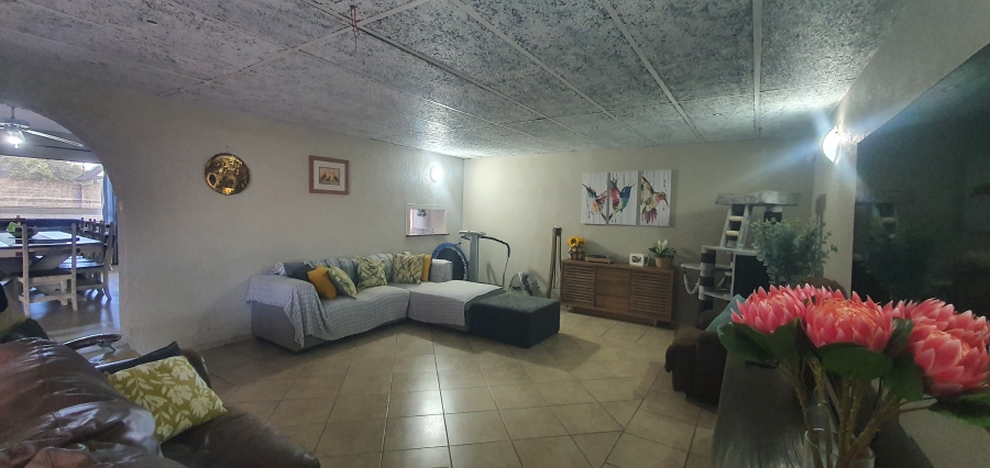 3 Bedroom Property for Sale in Rensburg Gauteng