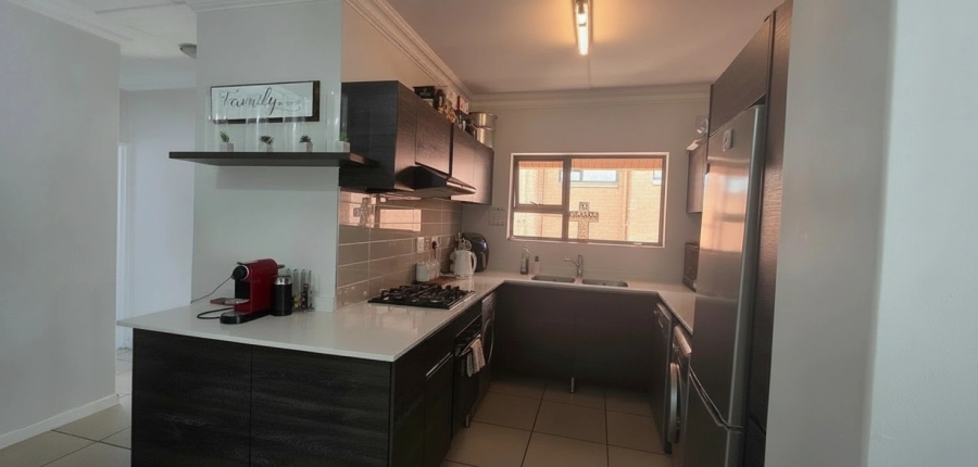 3 Bedroom Property for Sale in Olivedale Gauteng
