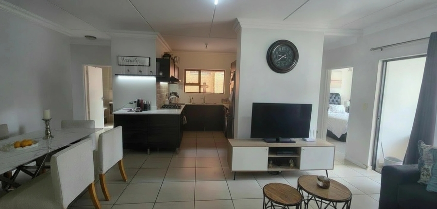 3 Bedroom Property for Sale in Olivedale Gauteng