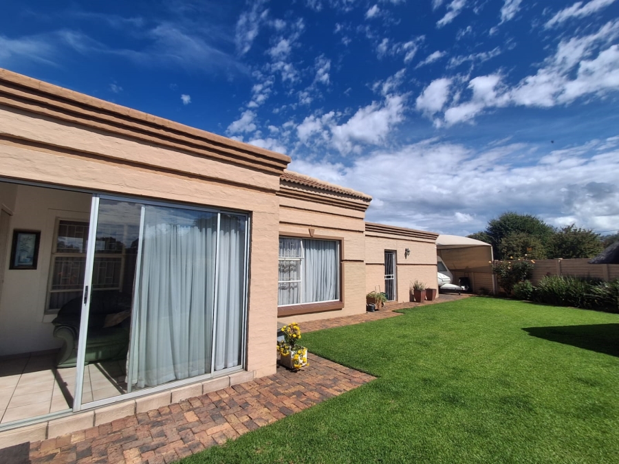 3 Bedroom Property for Sale in Arcon Park Gauteng