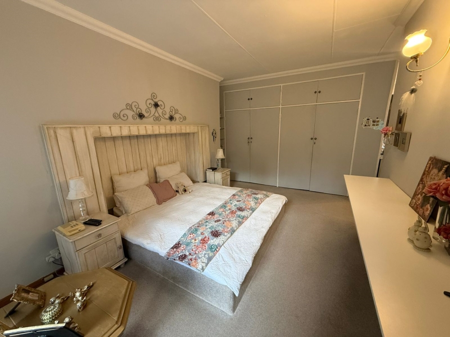 4 Bedroom Property for Sale in Three Rivers East Gauteng