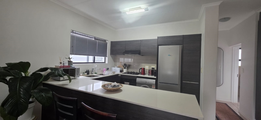 2 Bedroom Property for Sale in Olivedale Gauteng