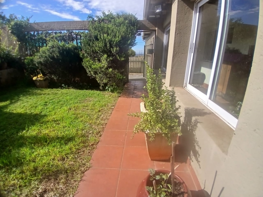 4 Bedroom Property for Sale in Primrose Hill Gauteng